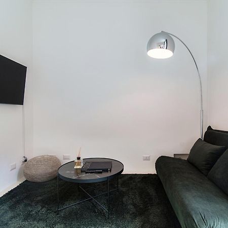 Giuliny Lovely Flat - The House Of Travelers Como Ngoại thất bức ảnh