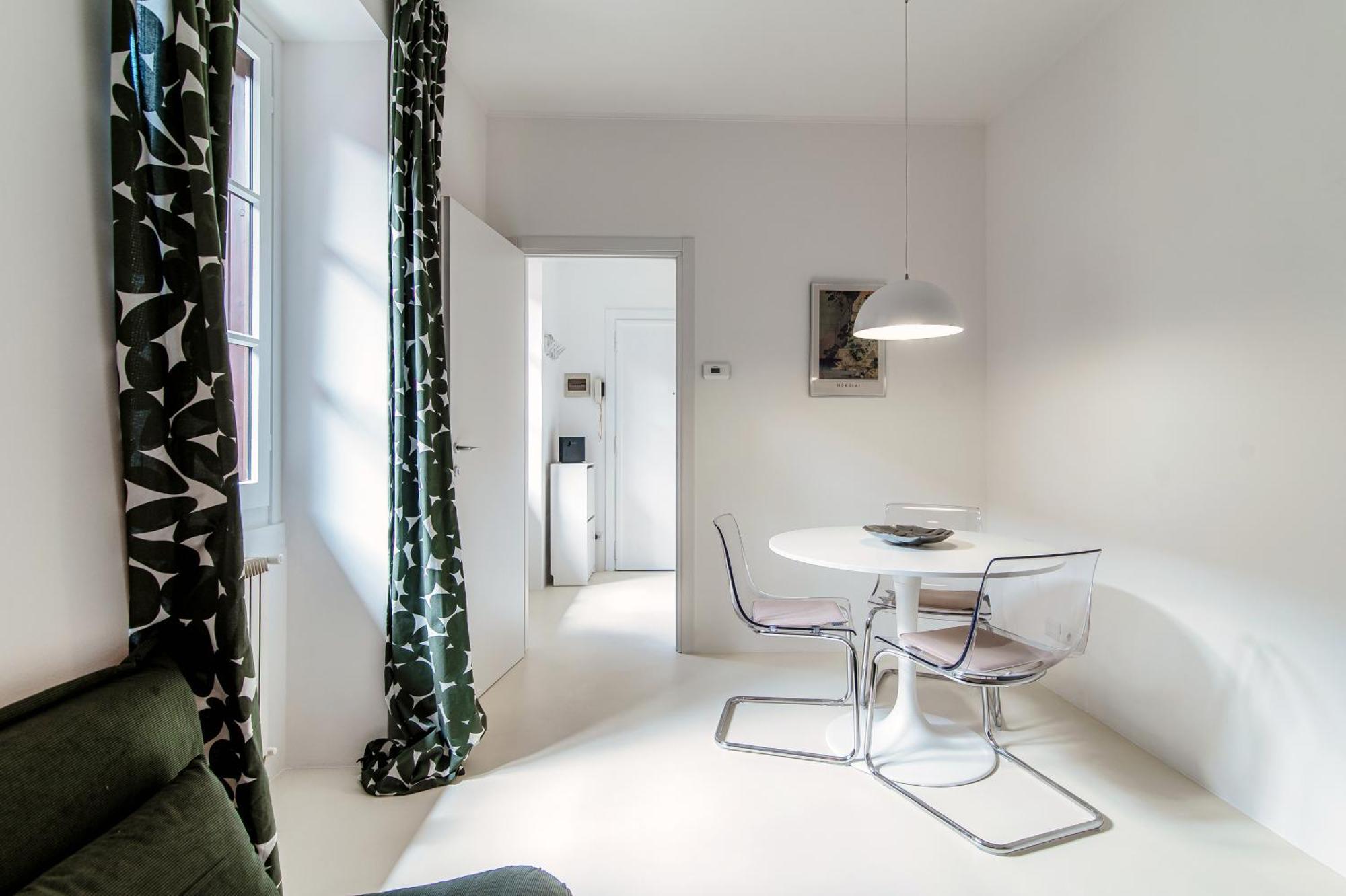 Giuliny Lovely Flat - The House Of Travelers Como Ngoại thất bức ảnh