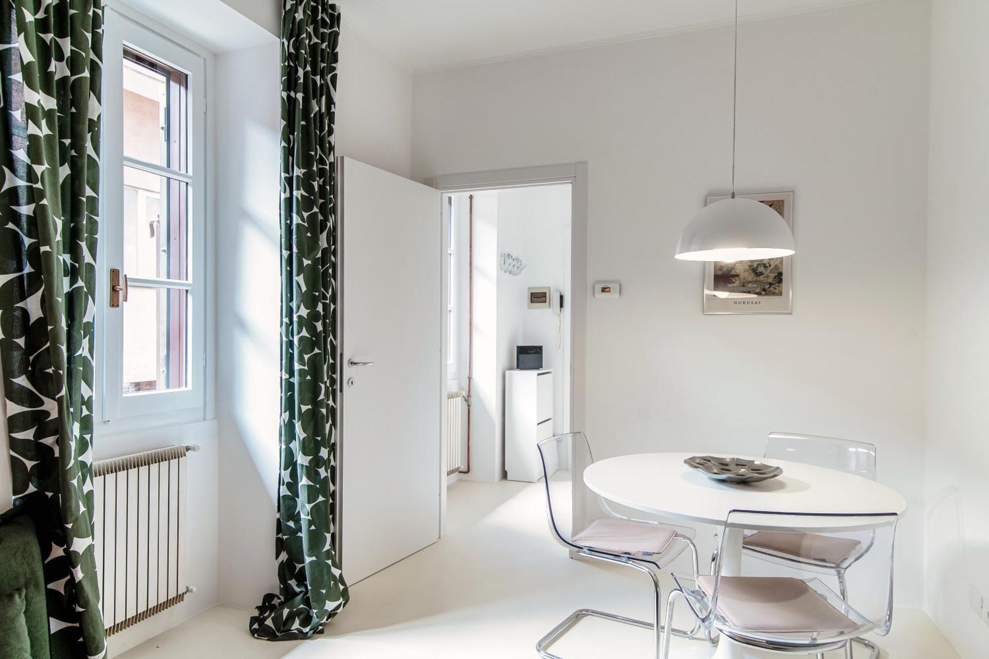 Giuliny Lovely Flat - The House Of Travelers Como Ngoại thất bức ảnh
