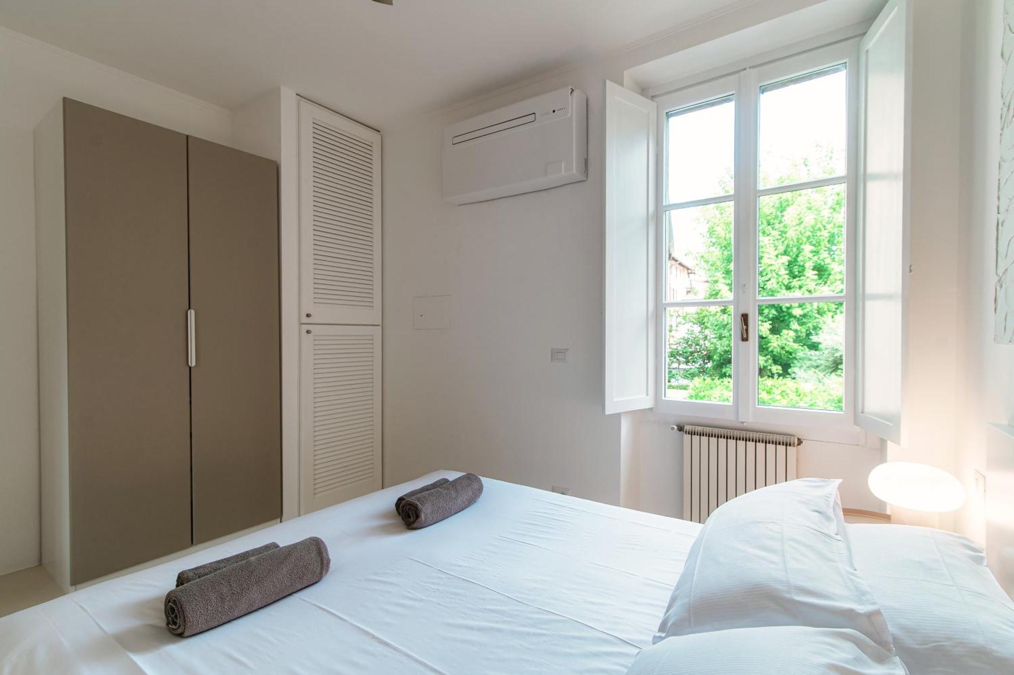 Giuliny Lovely Flat - The House Of Travelers Como Ngoại thất bức ảnh